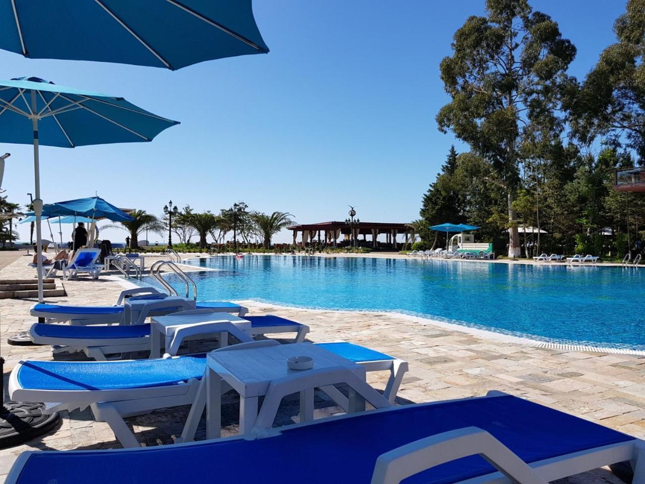 Luxury Oasis Apartment Чакві Екстер'єр фото